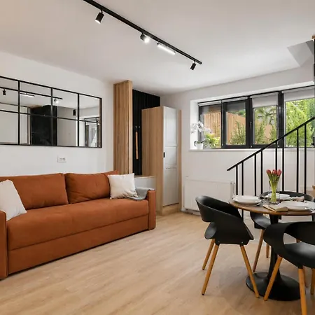 아파트 Maison Lahovari Duplex *